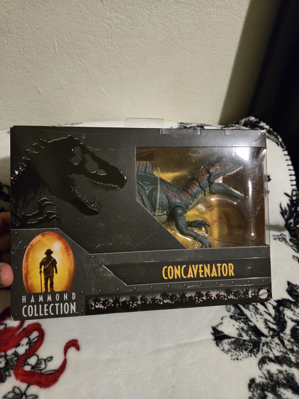 Hammond Collection Concavenator Dinosaur Figure - Dark Green with Orange Accents